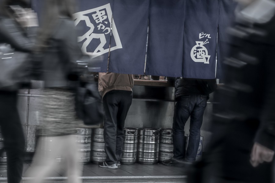 メリットたくさん!立ち飲み屋経営のメリットとは?
